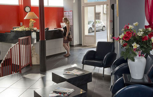 Hipotel Belgrand Mairie Du 20eme Hotel 3*