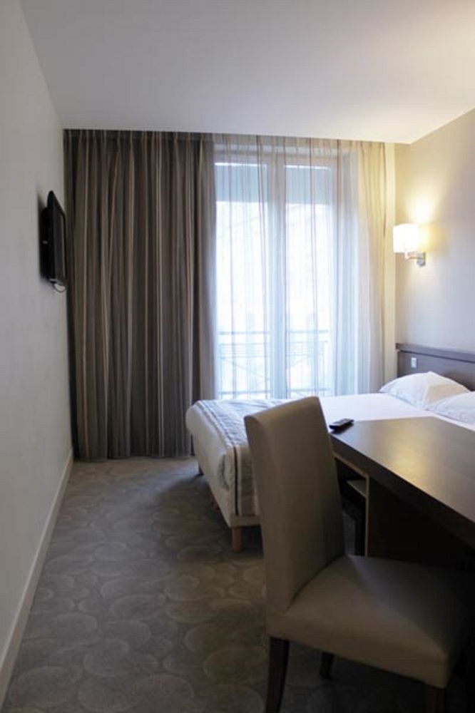 Le Grand De Normandie Hotel Paris