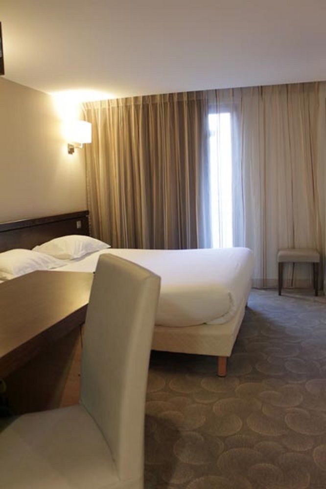 Le Grand De Normandie Hotel Paris