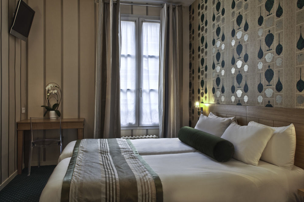 Romance Malesherbes By Patrick Hayat Hotel 3*