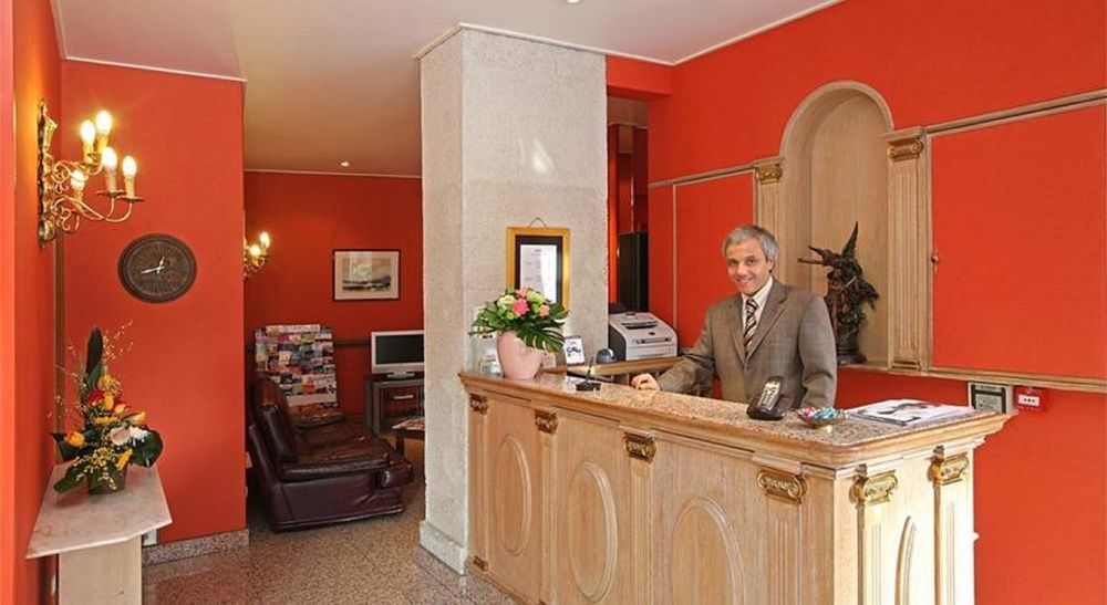 Hotel Sunny 2*