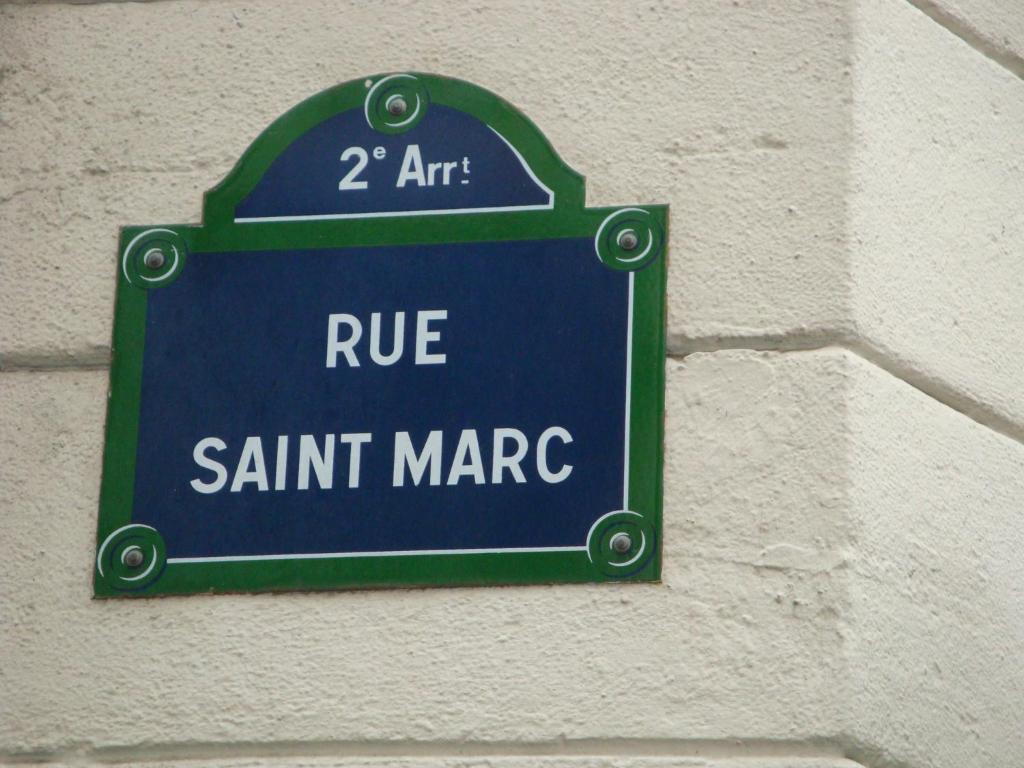 Vivienne Paris