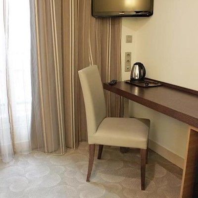 Le Grand De Normandie Hotel 4*