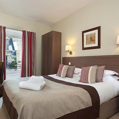 Val Girard Hotel