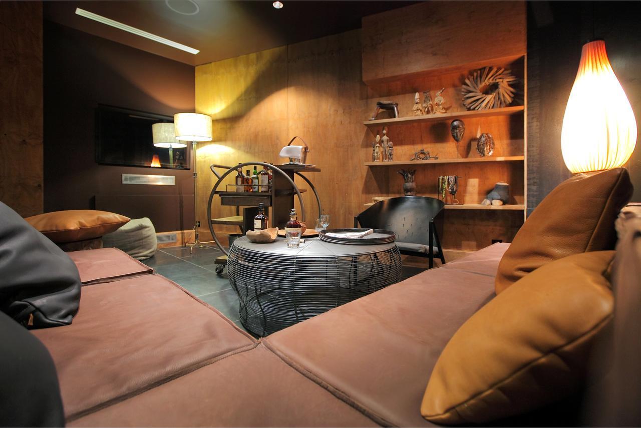 Hotel Hidden 4*