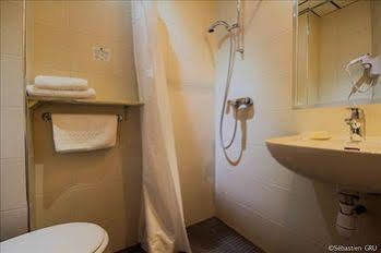 Hotel Des Trois Gares Paris