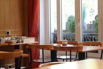 Hotel Cosmotel