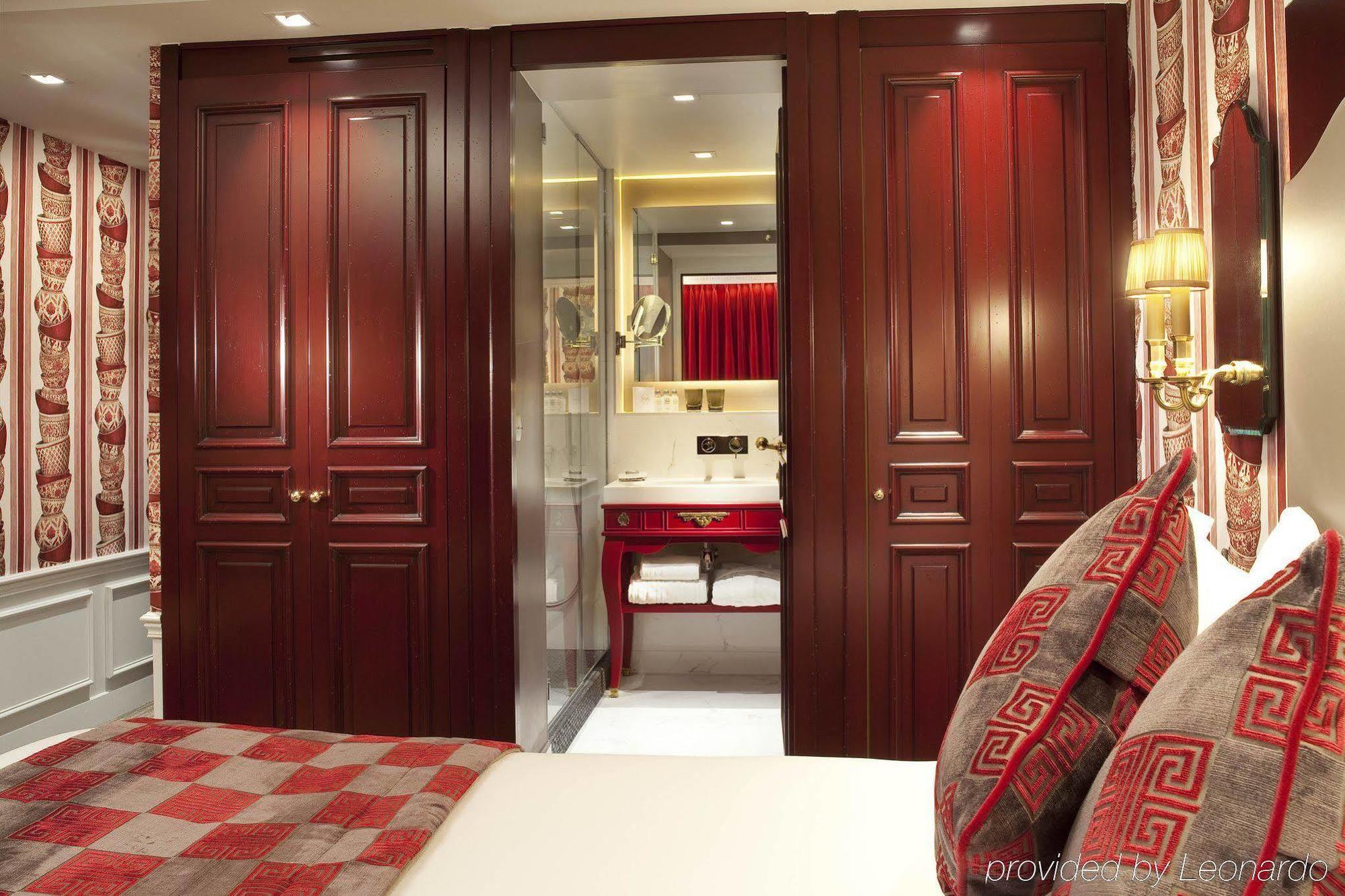 La Maison Favart Hotel Paris