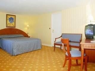 Imperial Hotel 3*