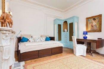 Apartment Designer - Eiffel Tower *