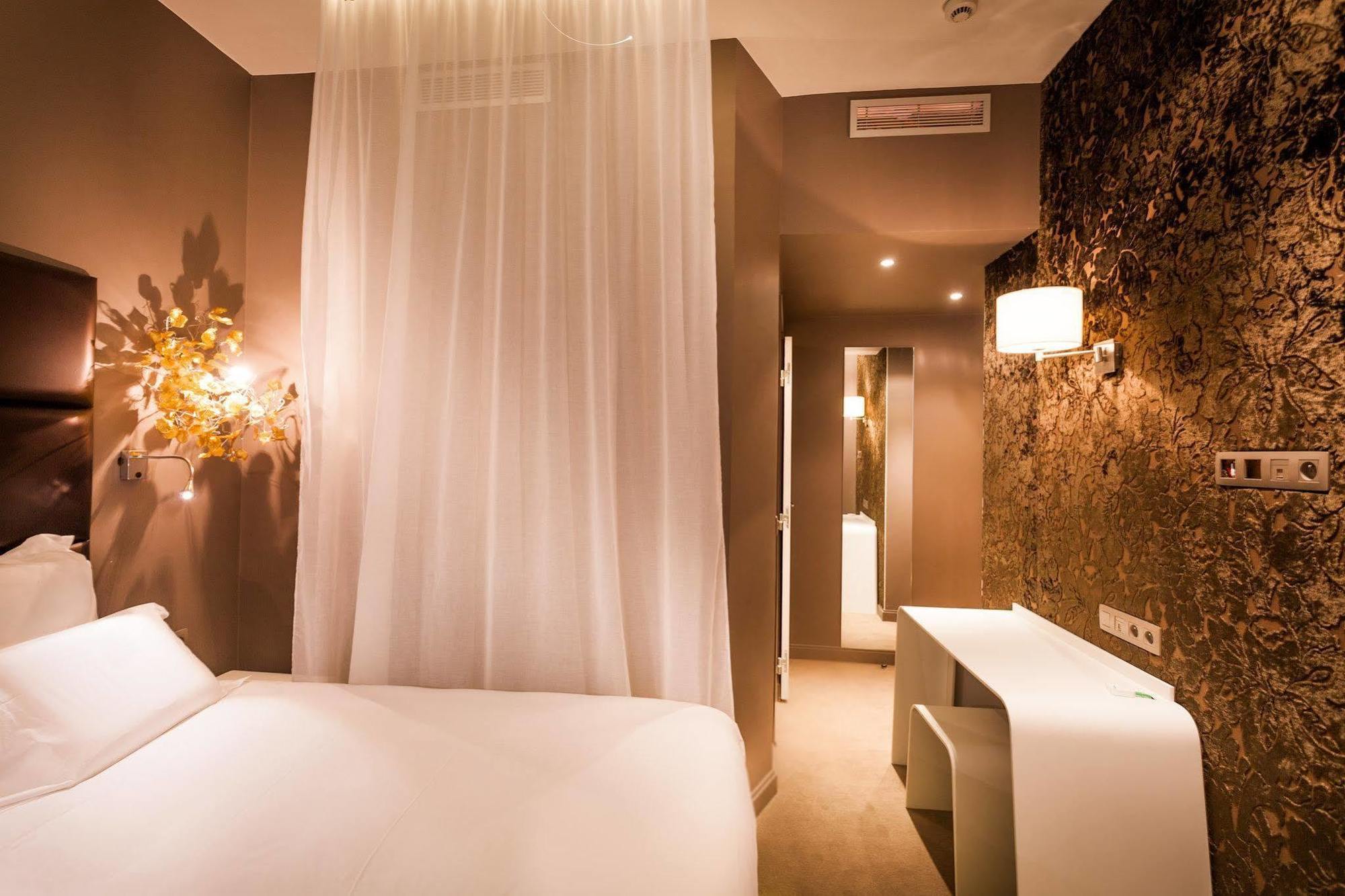 Legend Saint Germain By Elegancia Hotel
