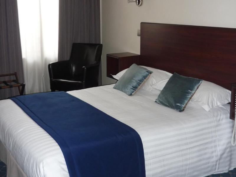 Korner Opera Hotel