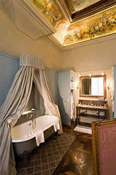 Des Saints Peres - Esprit De France 4* Paris