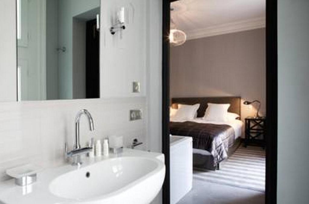 Hotel Le Singulier Paris
