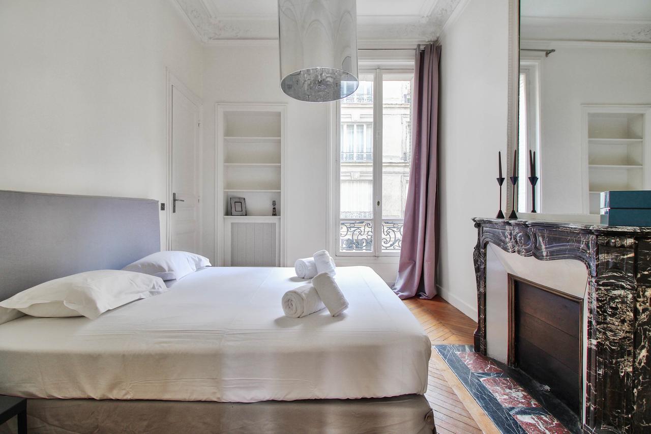 Saint Philippe Du Roule Apartment