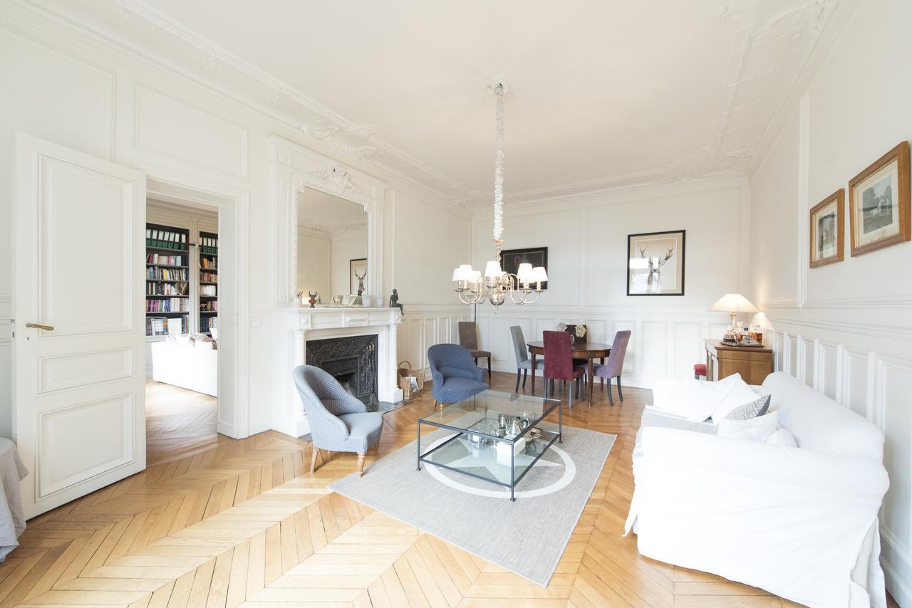 Veeve - Duplex Near Trocadero Apartment