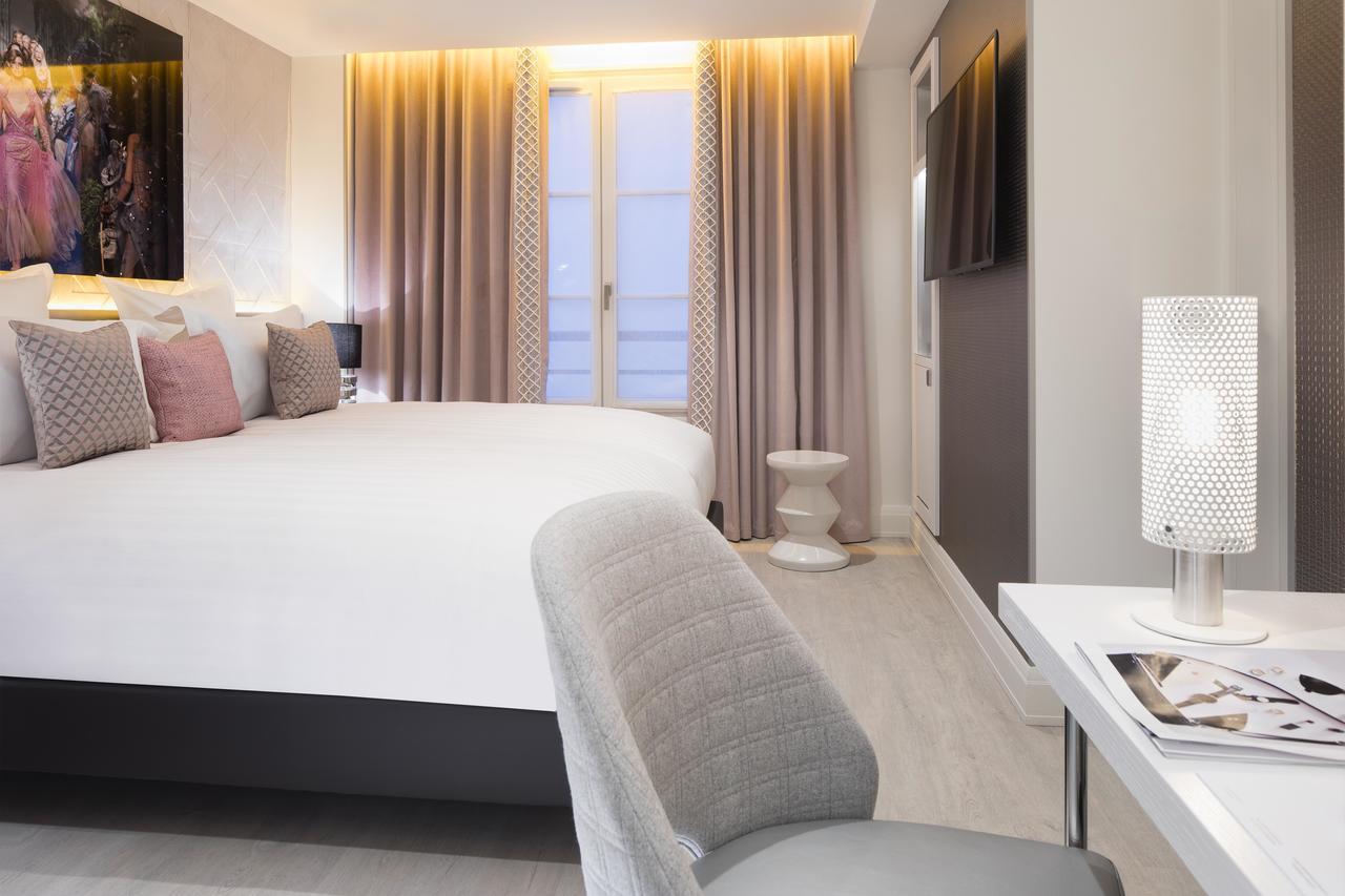 Dress Code Hotel Paris