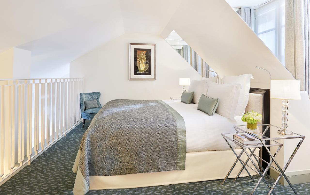 Hotel Le Burgundy Paris