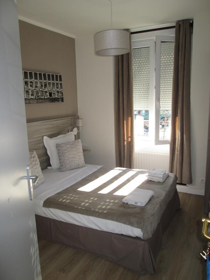 Menil Bon Temps Hotel Paris