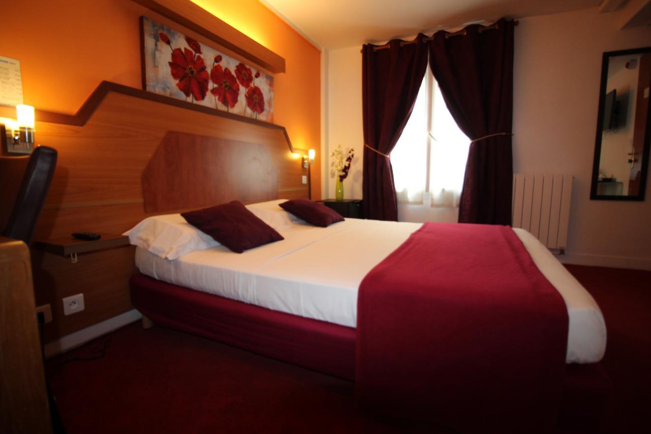 Hotel Le Nouvel Du Theatre 3*