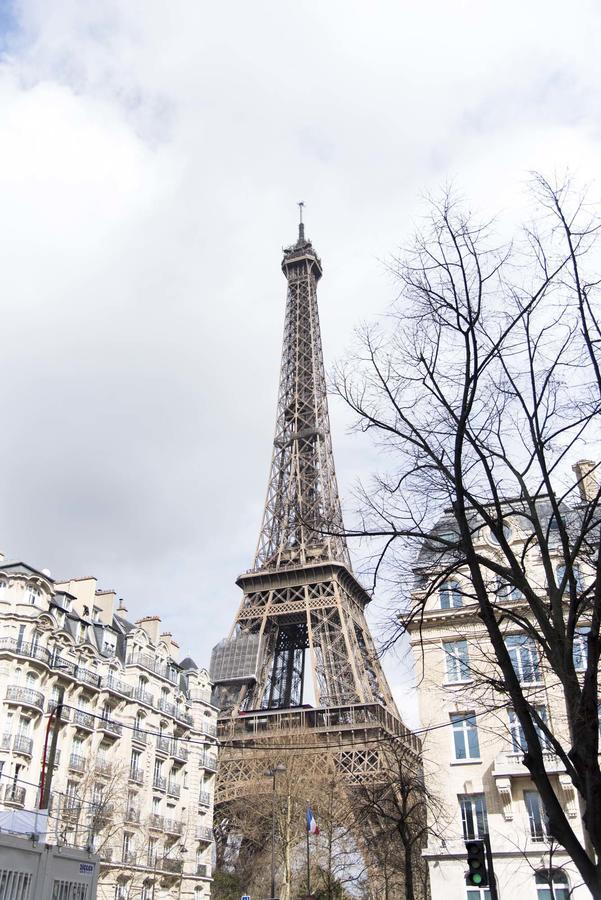 Veeve - Steps From The Eiffel Tower Apartamento