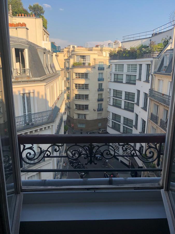 Invalides Tour Eiffel Apartment Paris