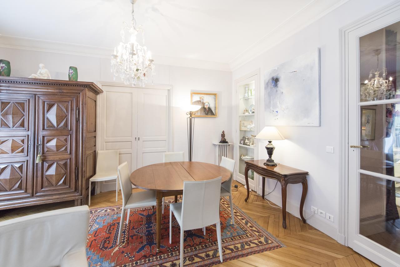 Apartment Veeve - Vintage Elegance In The 16th *