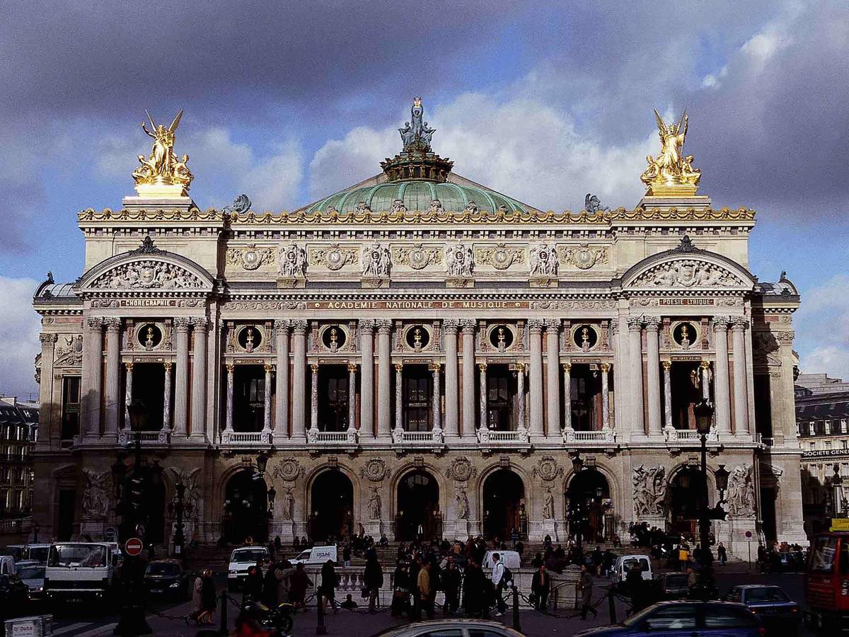Le Belgrand Champs Elysees, Tapestry By Hilton Hotel