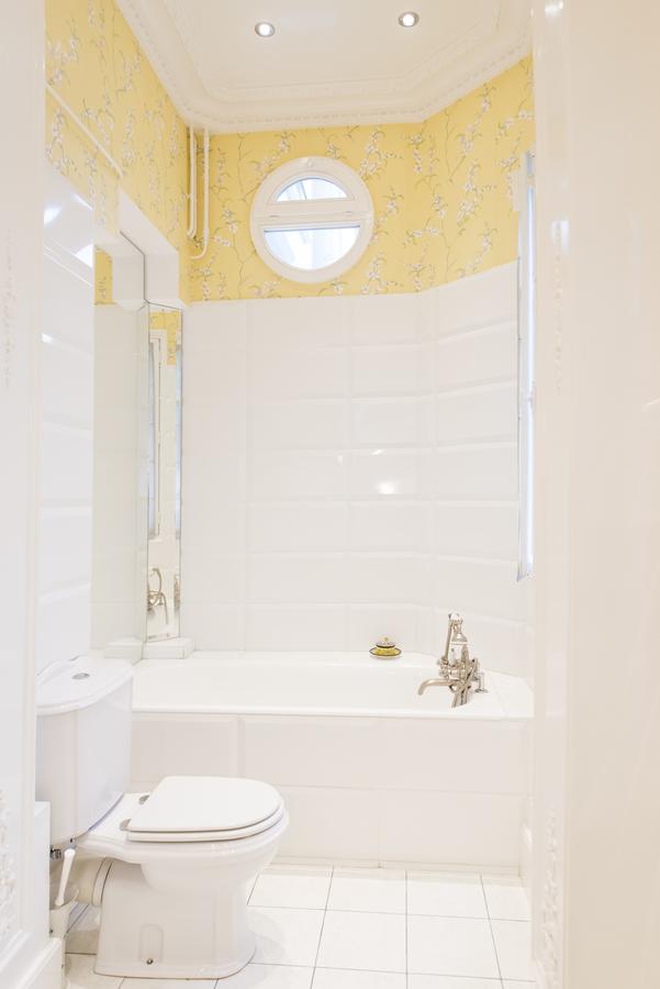 Veeve - Antique Charm By Arc De Triomphe *