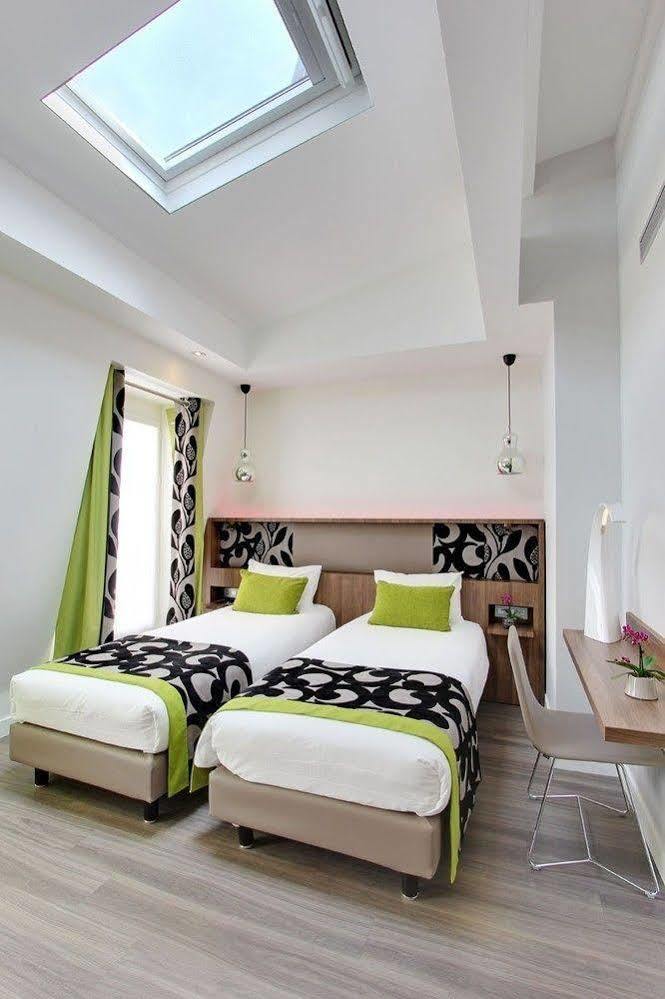 Alhambra Hotel Paris