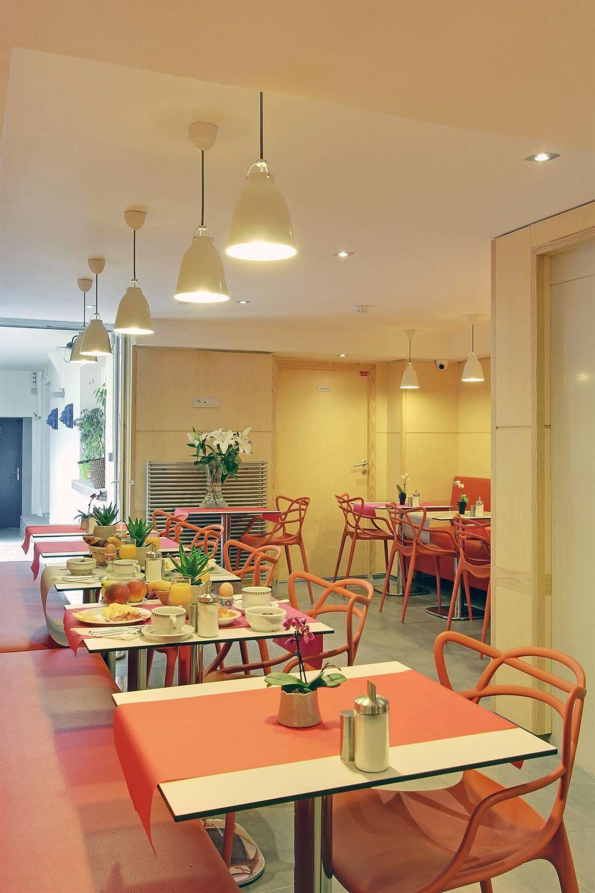 Alhambra 3* Paris