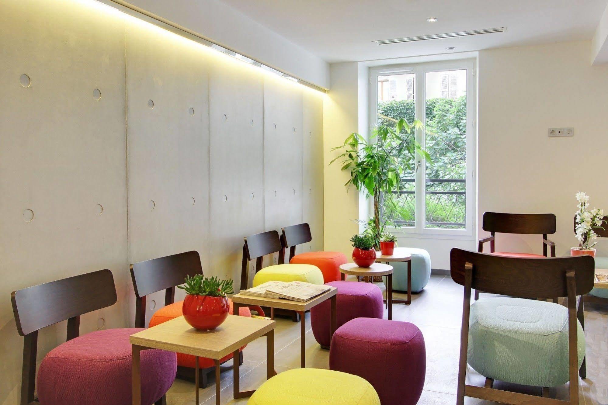 Alhambra Hotel 3*