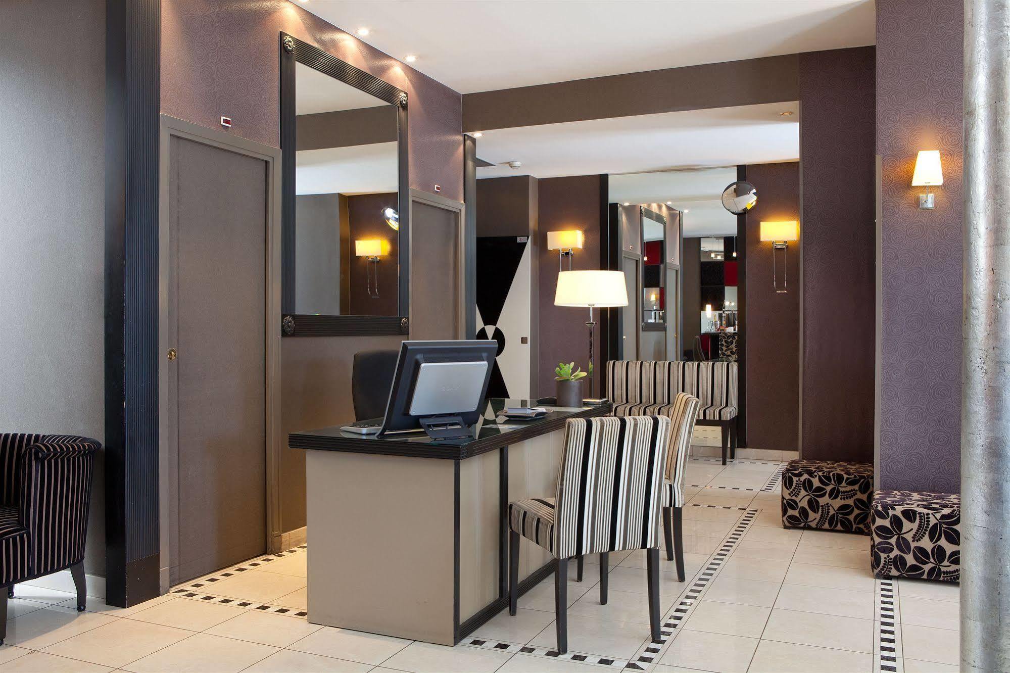 Eiffel Seine 3*