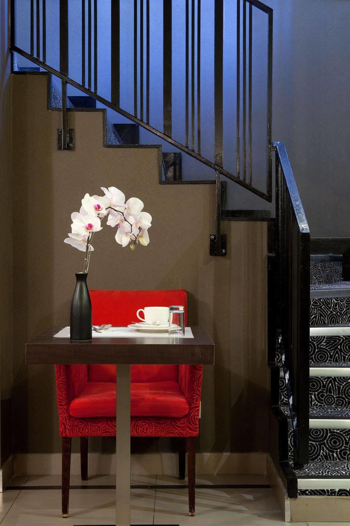 Eiffel Seine Hotel Paris