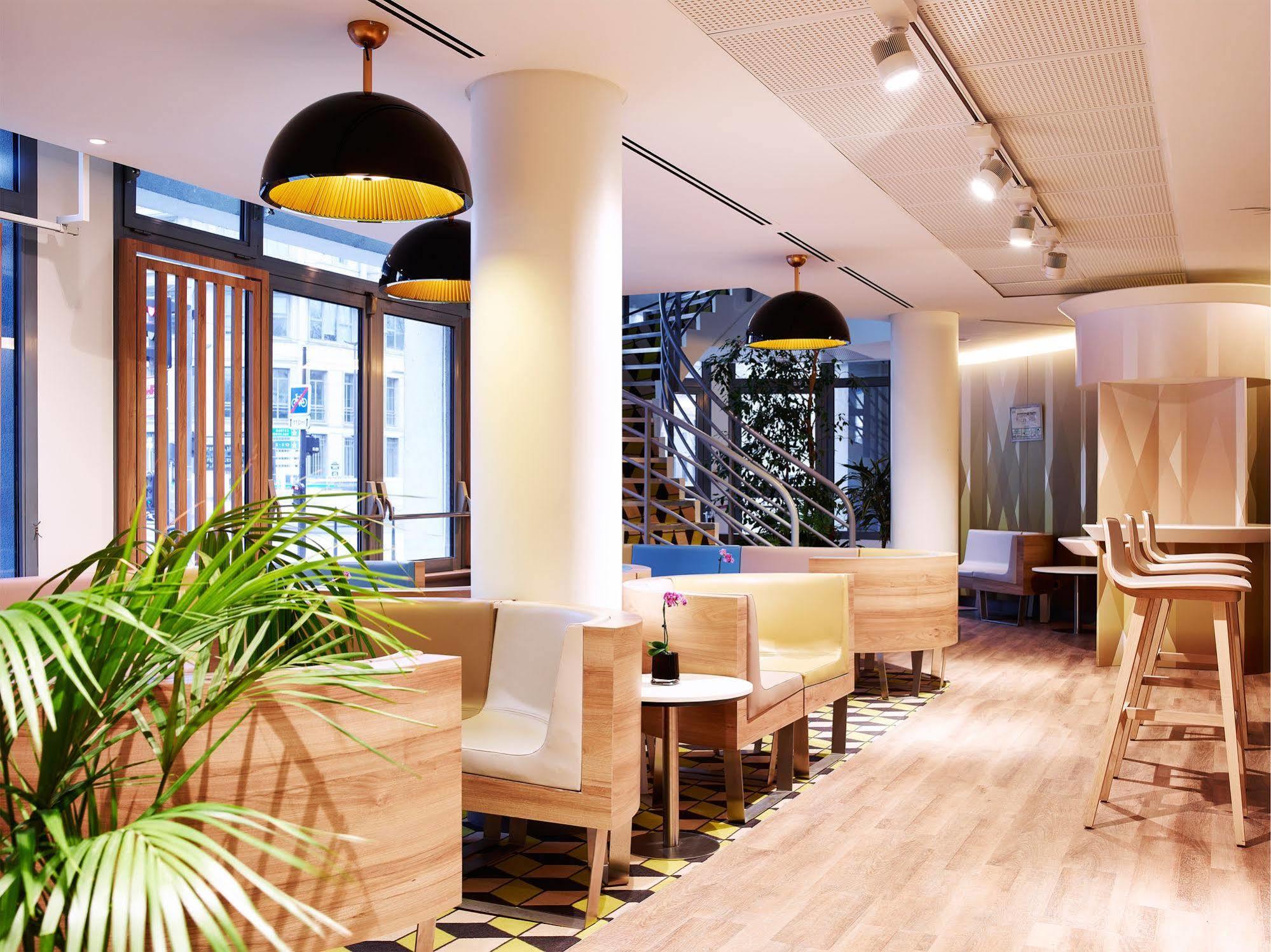 Median Porte De Versailles Hotel Paris