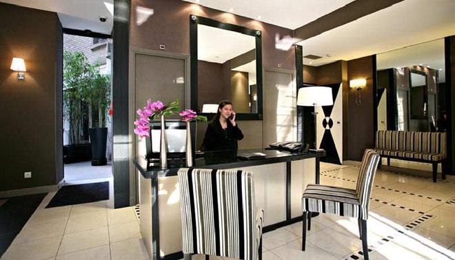 Hotel Eiffel Seine Paris