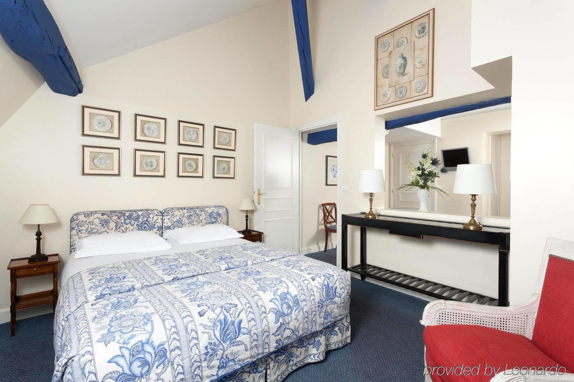 Le Relais Saint Honoré Hotel