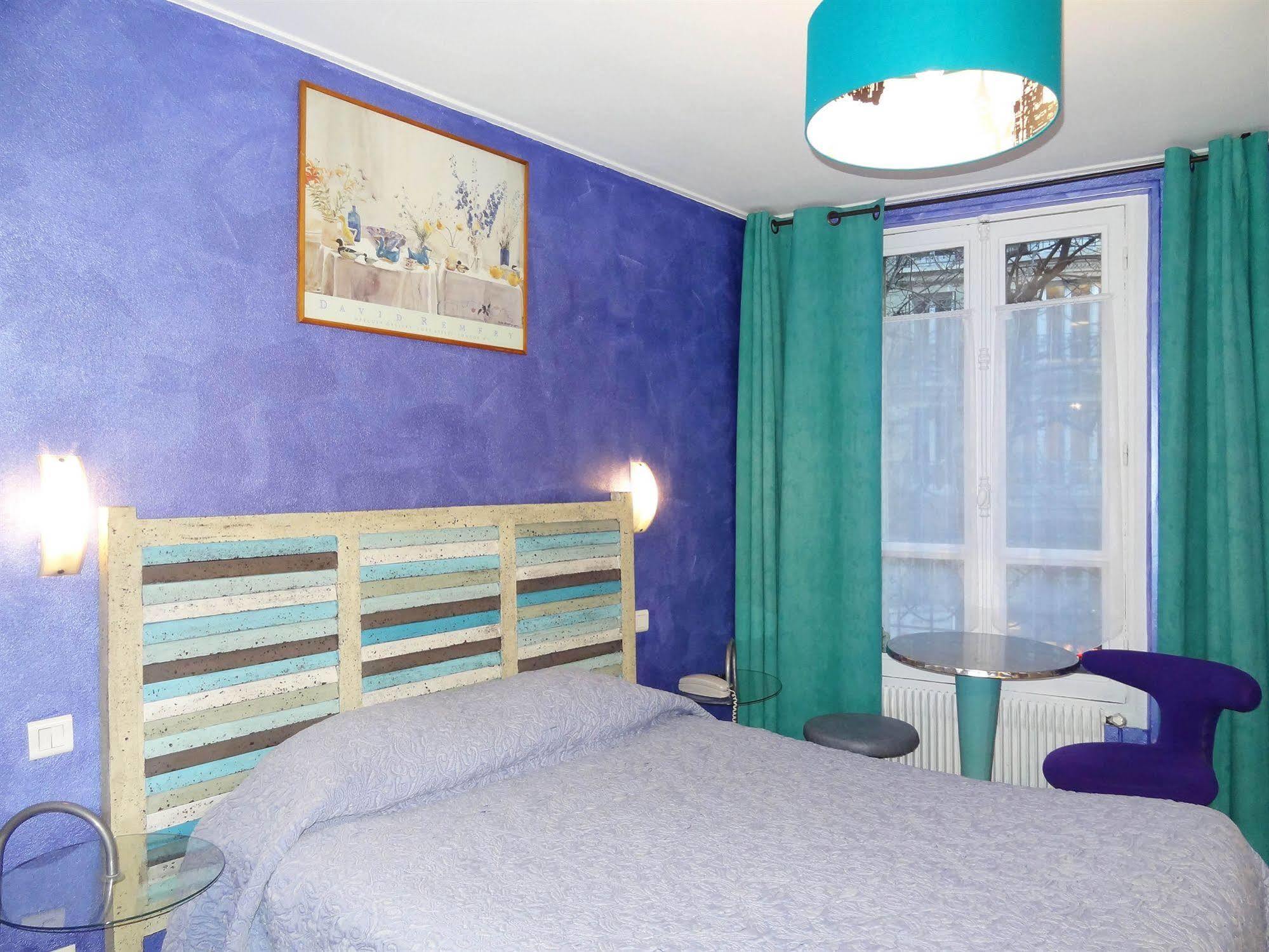 Adonis Sacré Coeur Roma Hotel 2*