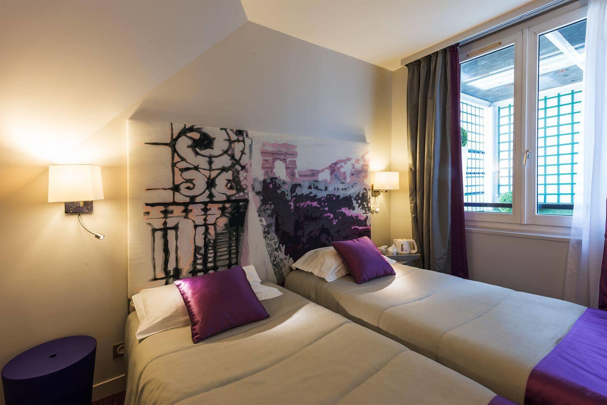 Harvey Hotel 3*