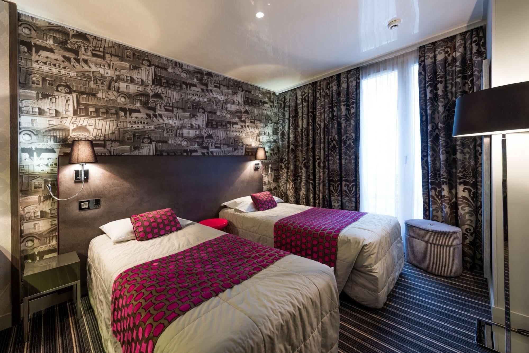 Harvey 3* Paris
