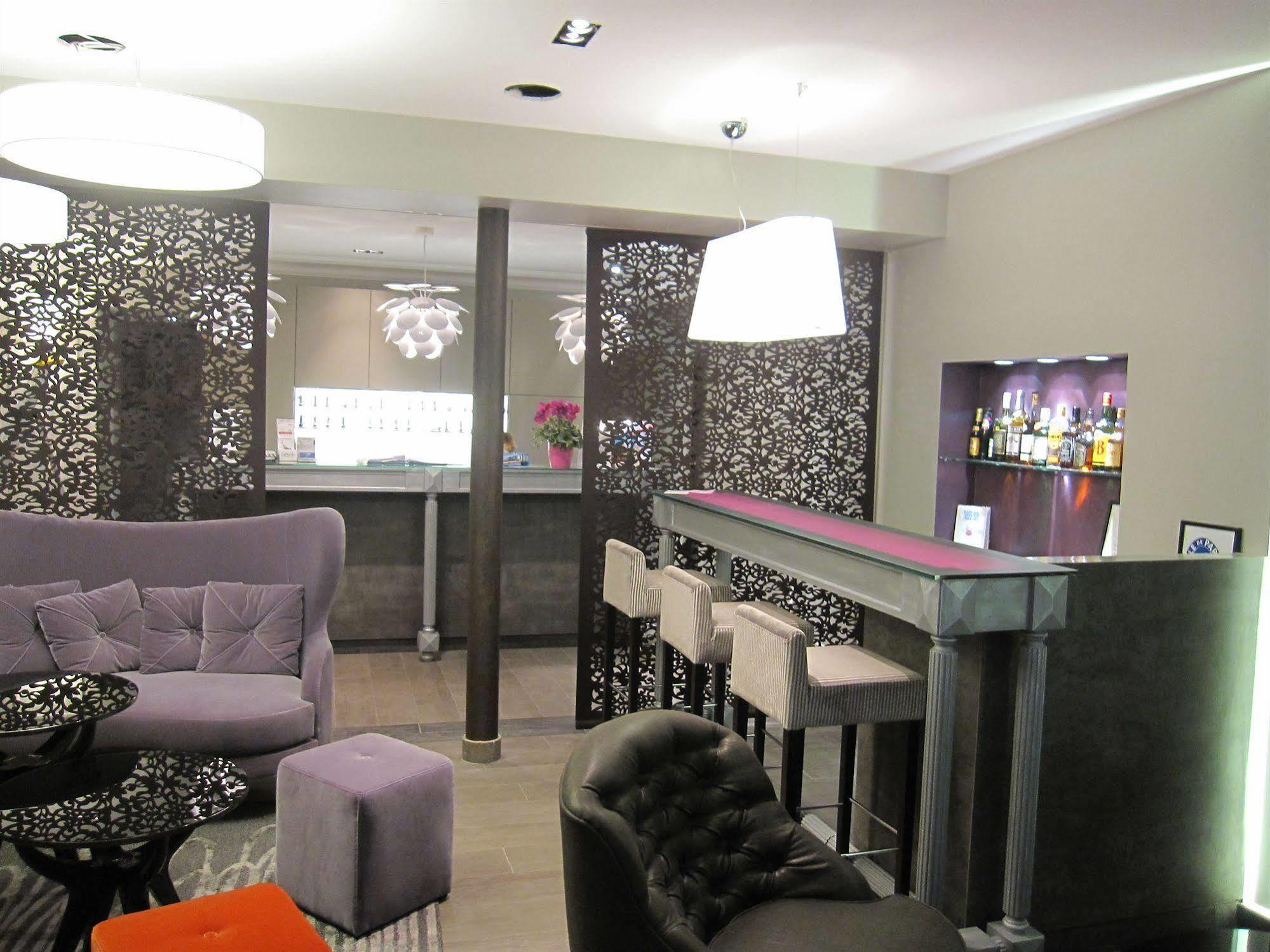 Harvey Hotel Paris