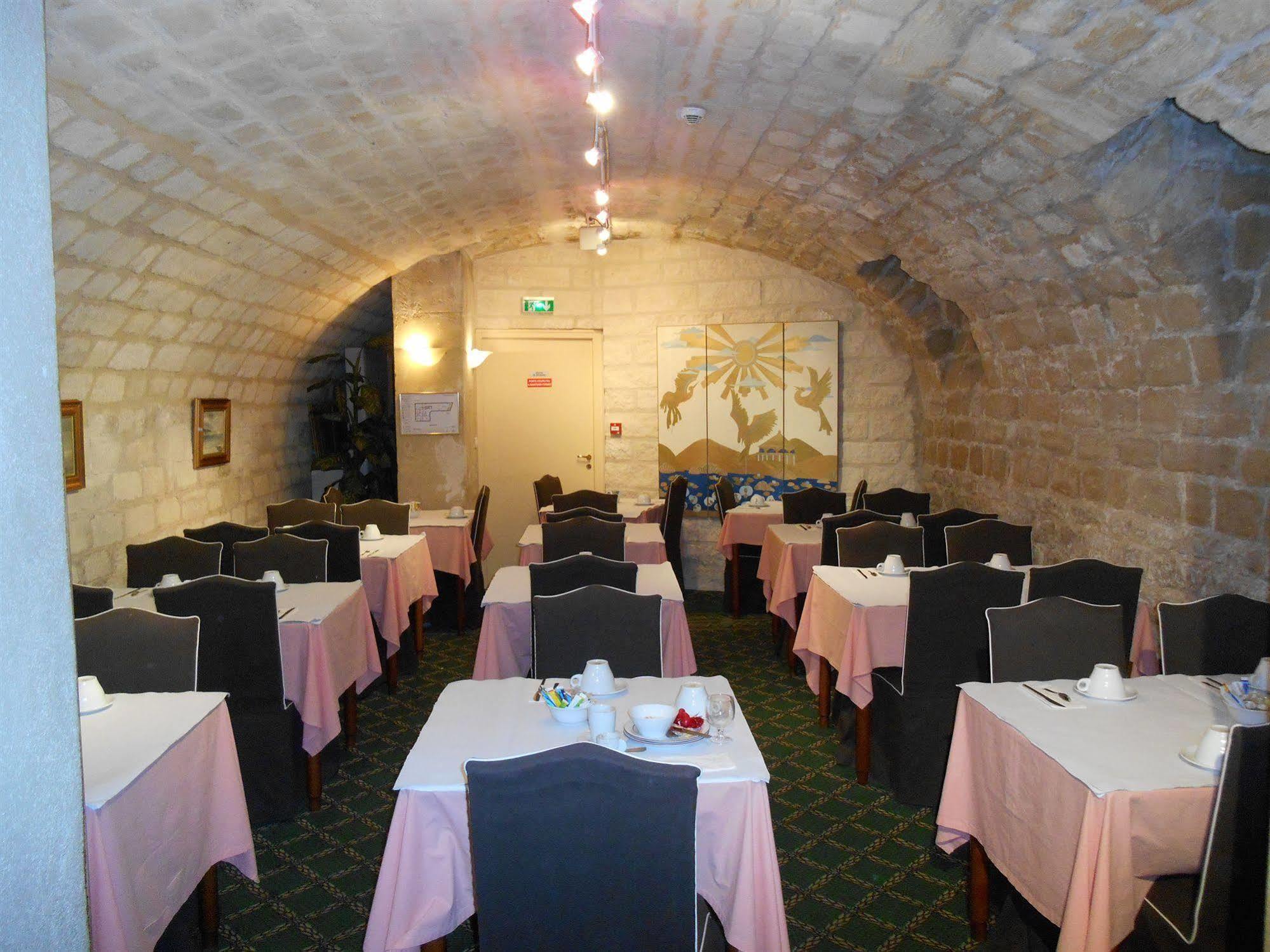 Serotel Lutece