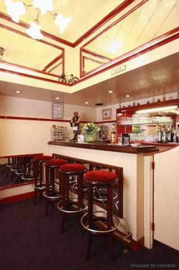 Hotel Du Pre Paris