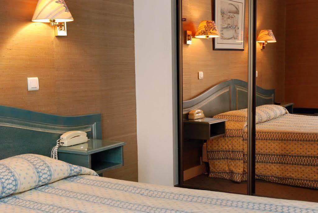Hotel Du Pre 3*