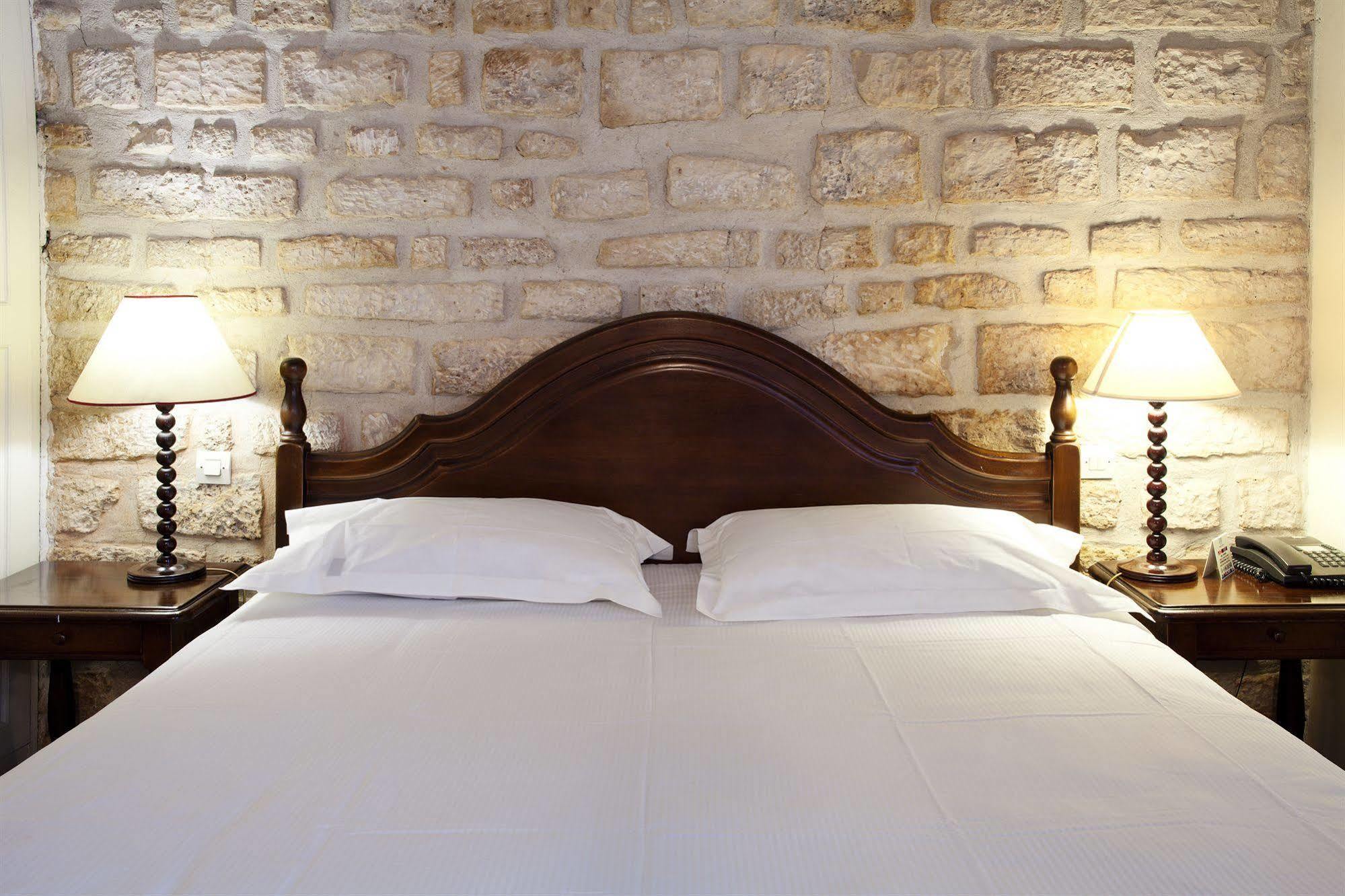 Tonic Du Louvre Hotel 3*