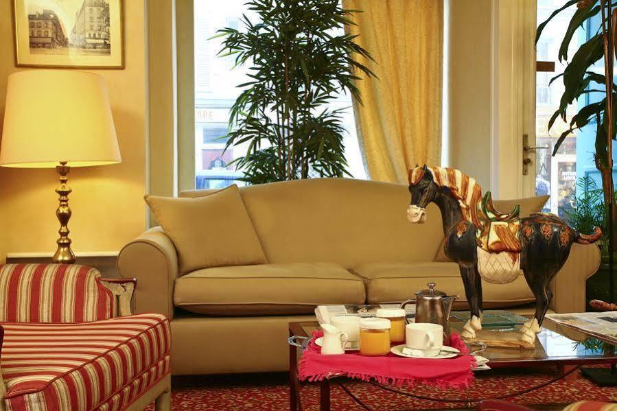 Delambre Hotel