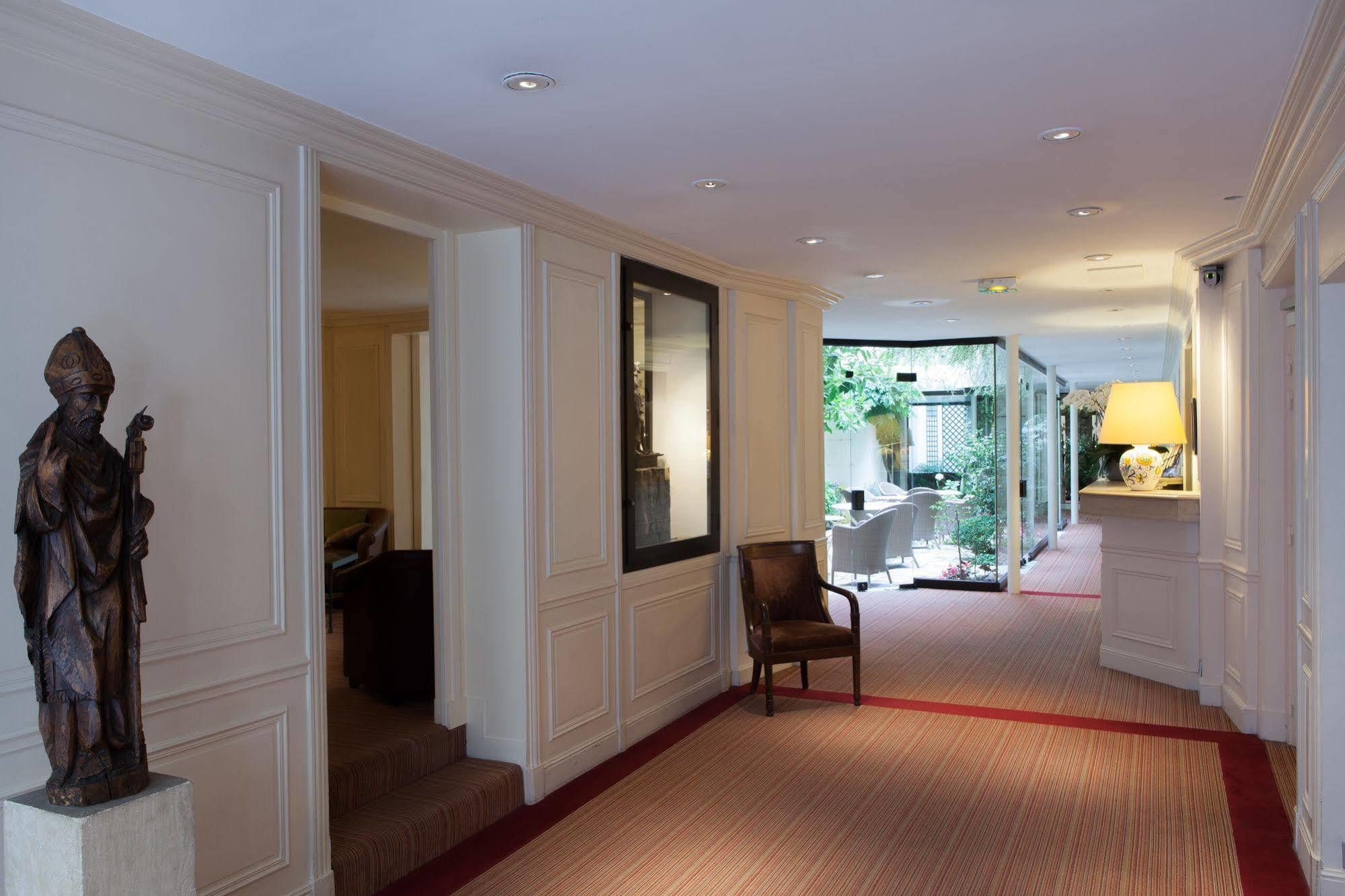 Des Saints Peres - Esprit De France 4* Paris