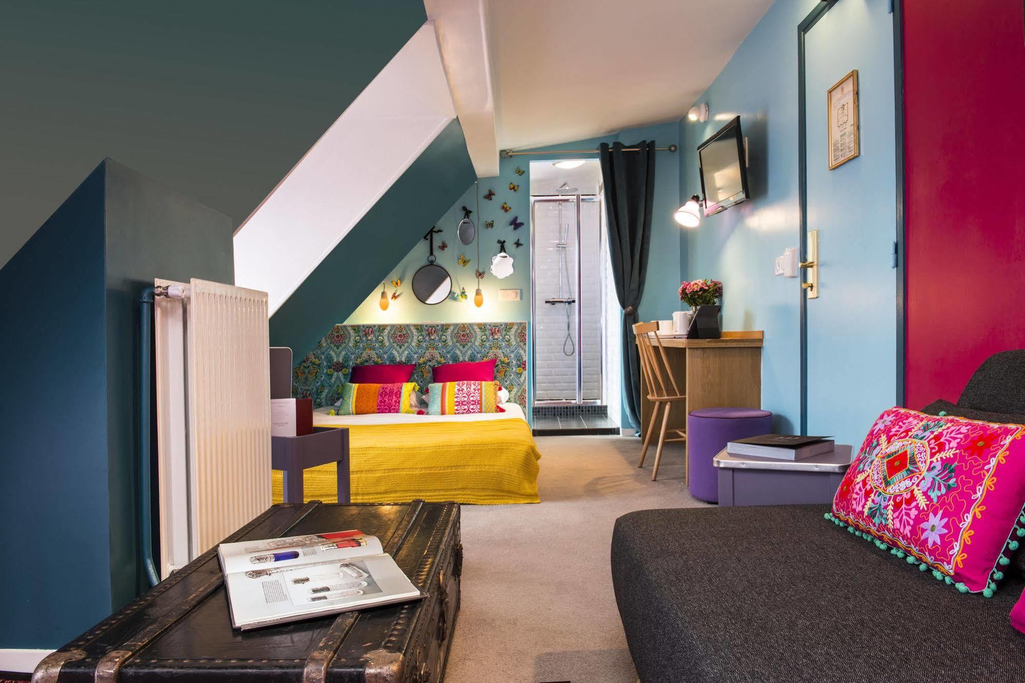 Hotel Boheme