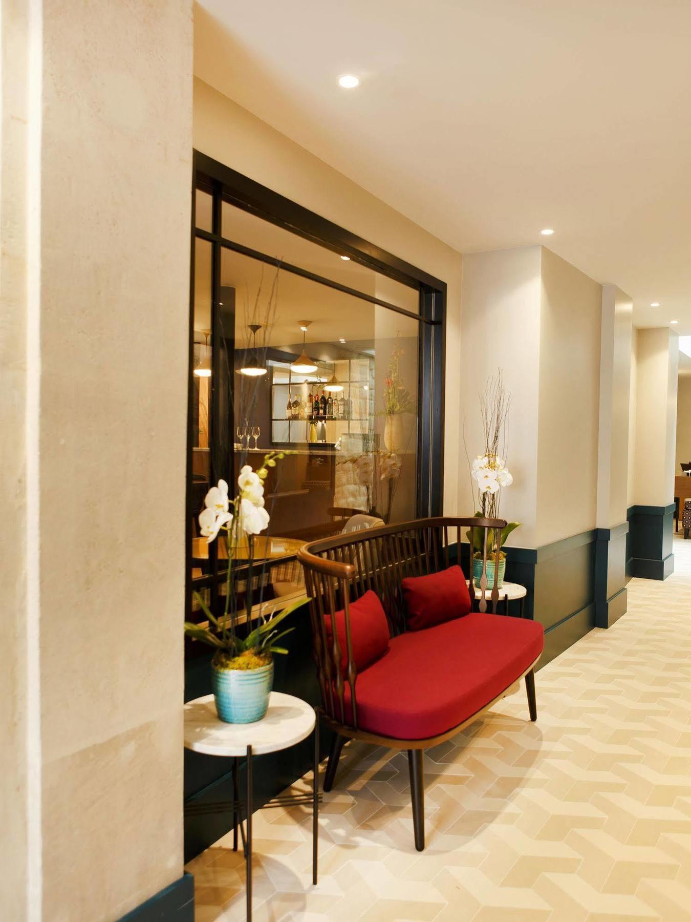 Les Matins De & Hotel