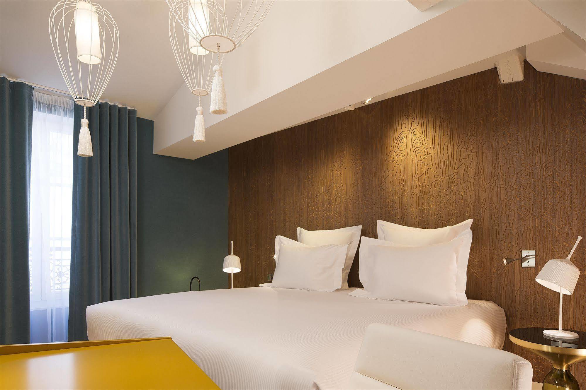 Dupond-smith 5* Paris